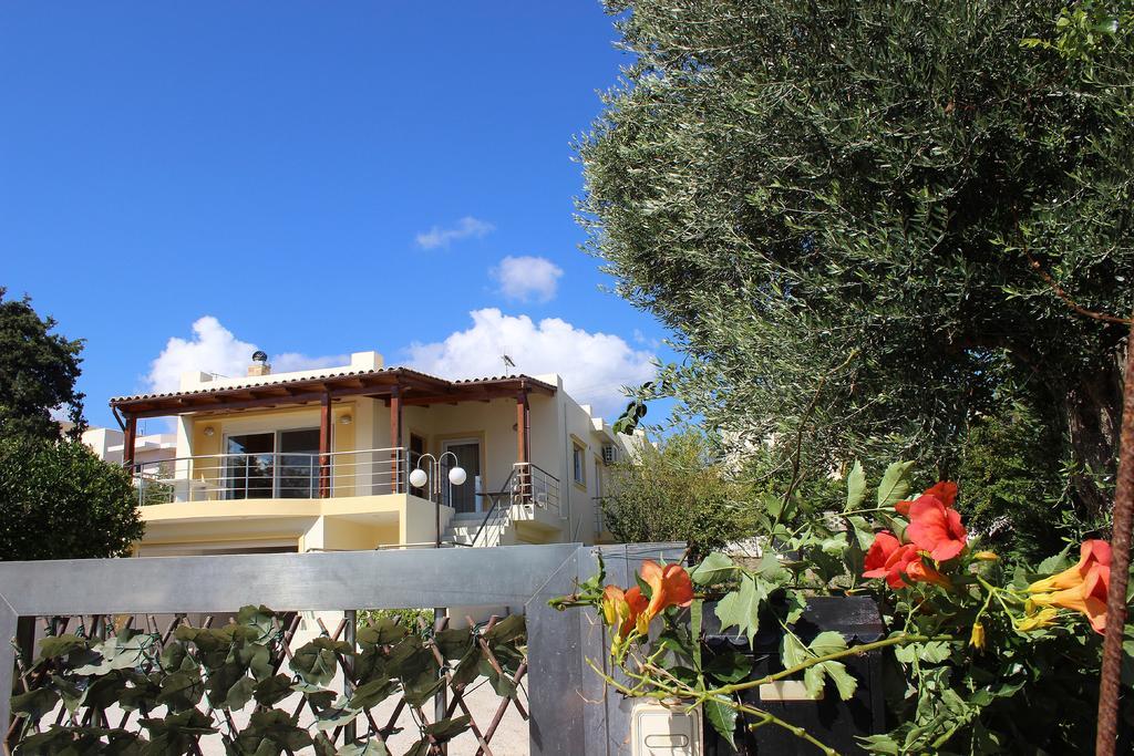 Sofia Filoxenia House Villa Kalyves Room photo